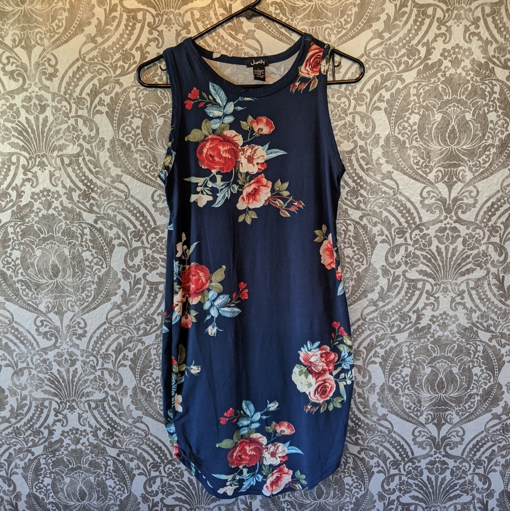 🎈2/$10🎈Justify floral sleeveless dress
